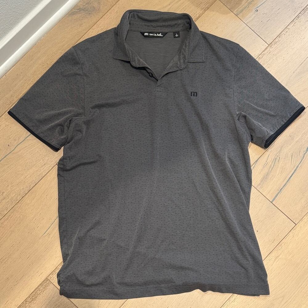 Men's Travis Mathew size large Gray Polo Shirt